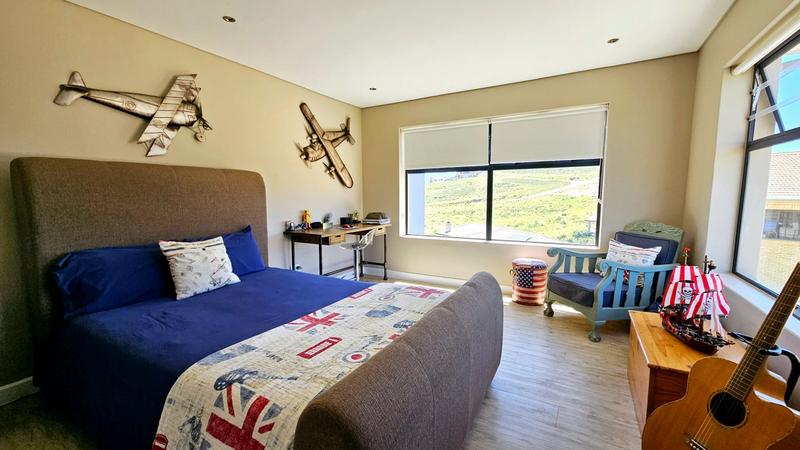 5 Bedroom Property for Sale in Monte Christo Western Cape